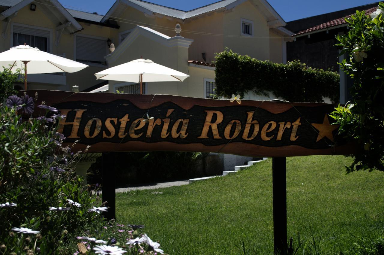 Hosteria Robert ビージャ・ヘセル エクステリア 写真